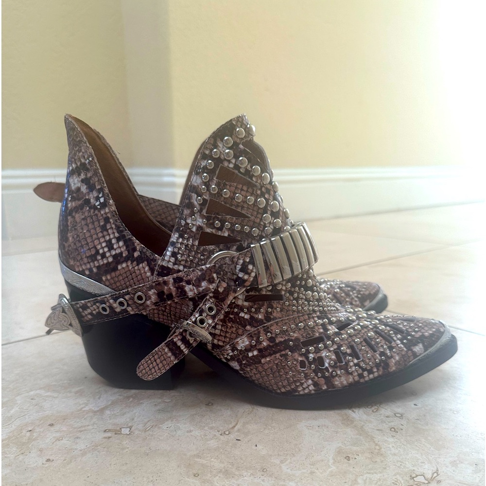 Jeffery Carnell snakeskin cut out boots, literally worn once. Size 9